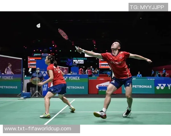 鲁凯黄雅琼双双出战展现实力争夺羽毛球赛场荣耀与未来